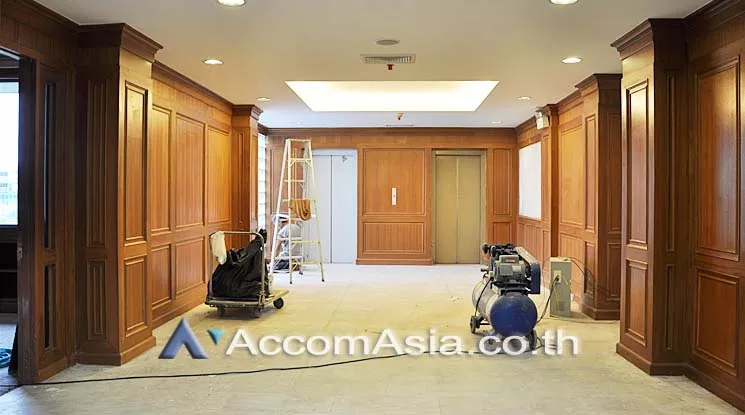 5  Office Space For Rent in Dusit ,Bangkok  at Thalang Building AA15890